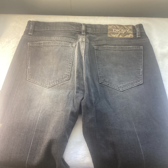 DKNY Greenwich women’s straight-leg jeans, size ten - Picture 5 of 14